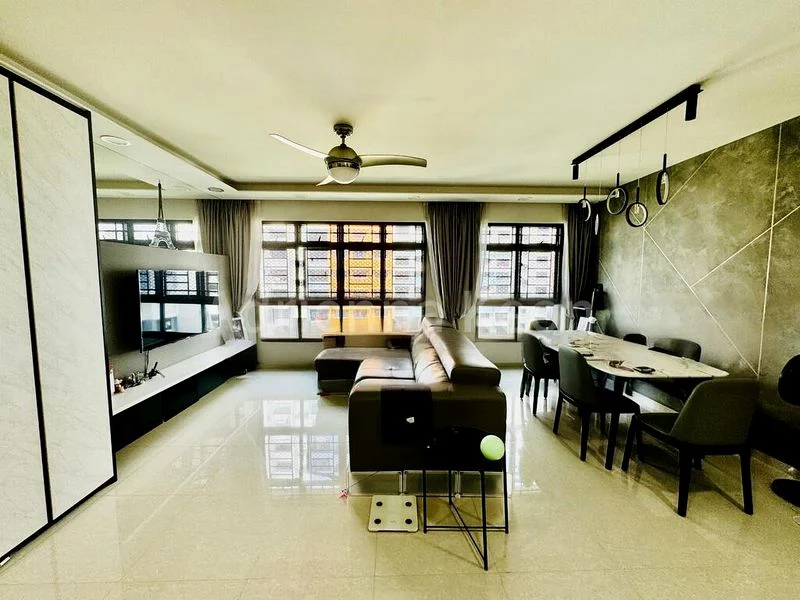 5 Room (5I) HDB for Sale in  546C Segar Road - Image 1