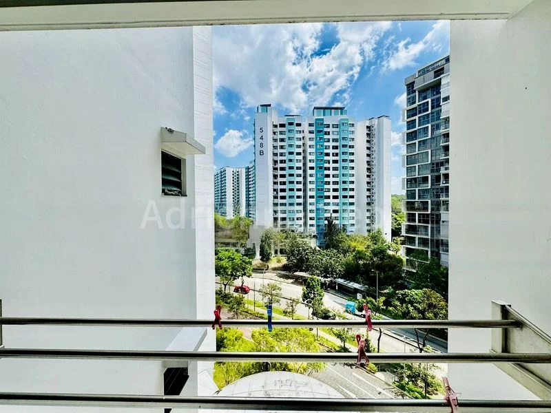 5 Room (5I) HDB for Sale in  546C Segar Road - Image 4