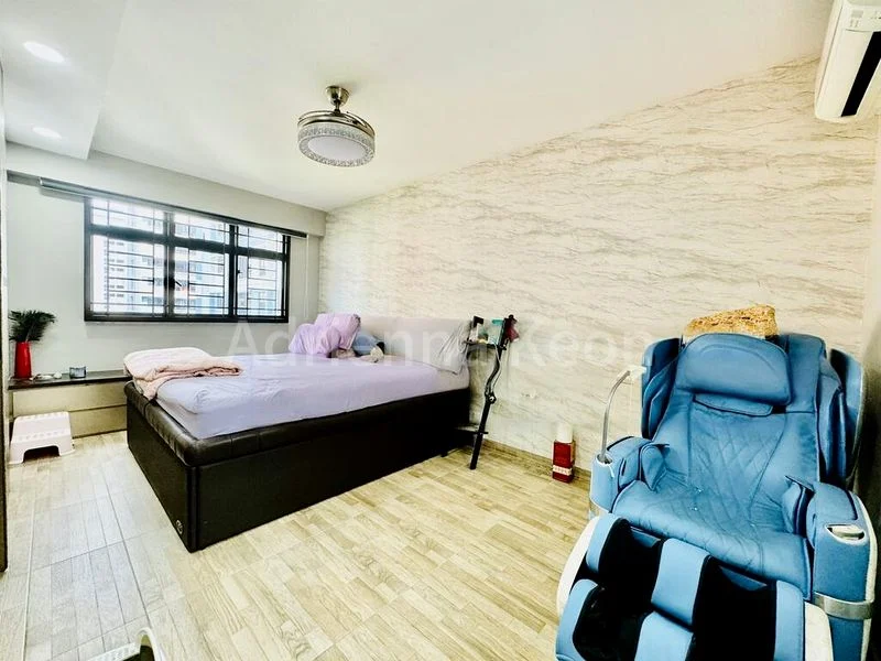 5 Room (5I) HDB for Sale in  546C Segar Road - Image 5