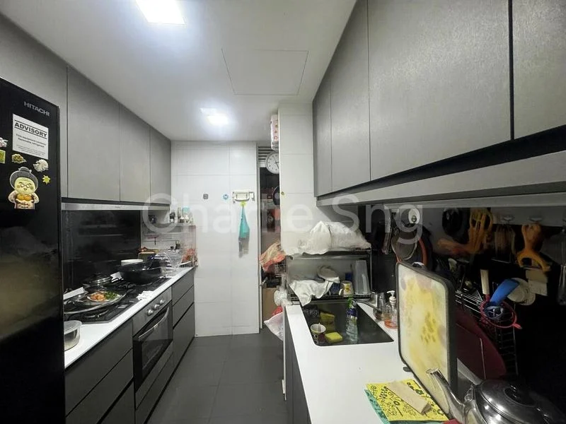 4 Bed Executive Condo for Sale in  Waterbay - Image 7