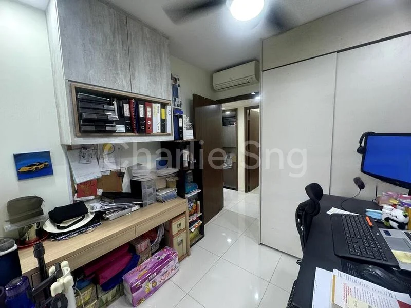 4 Bed Executive Condo for Sale in  Waterbay - Image 6