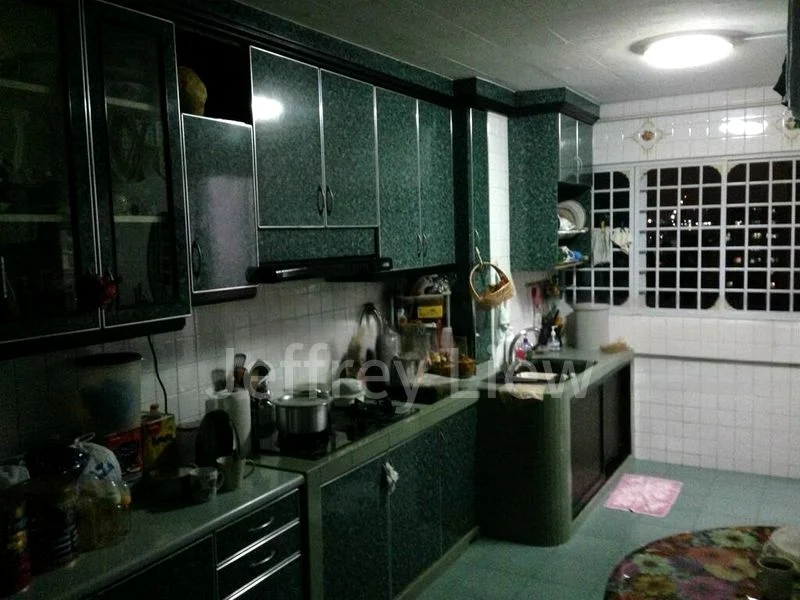 3 Room (3NG) HDB for Rent in  229 Bukit Batok East Avenue 3 - Image 2