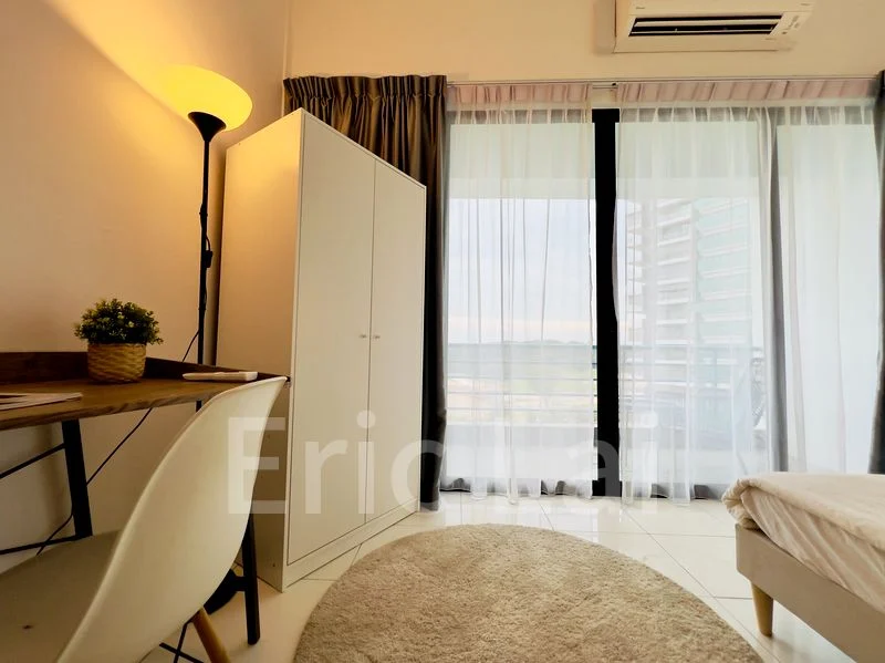 Common Room (Condo) for Rent in  Harbour View Towers - Image 2