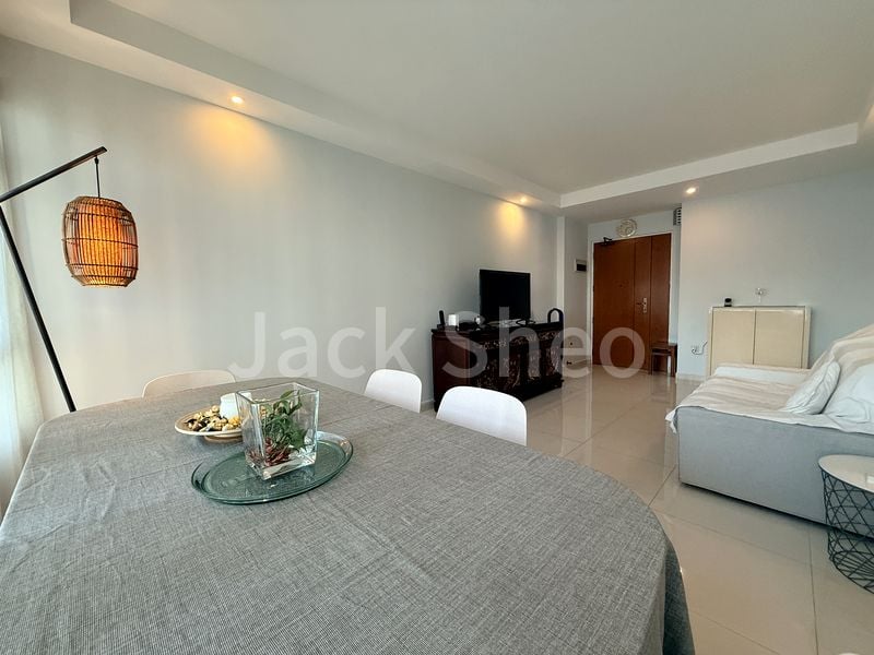 4 Room (4A) HDB for Rent in  28 Ghim Moh Link - Image 2