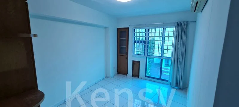 Executive HDB for Sale in  468D Admiralty Drive - Image 9