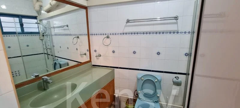 Executive HDB for Sale in  468D Admiralty Drive - Image 11