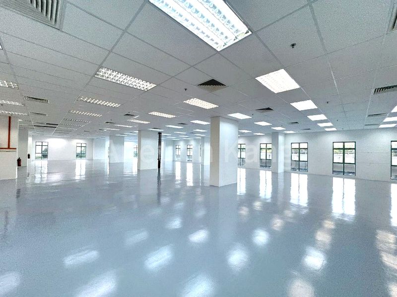 Light Industrial (B1) for Rent in  Harbourside Building 2 - Image 5