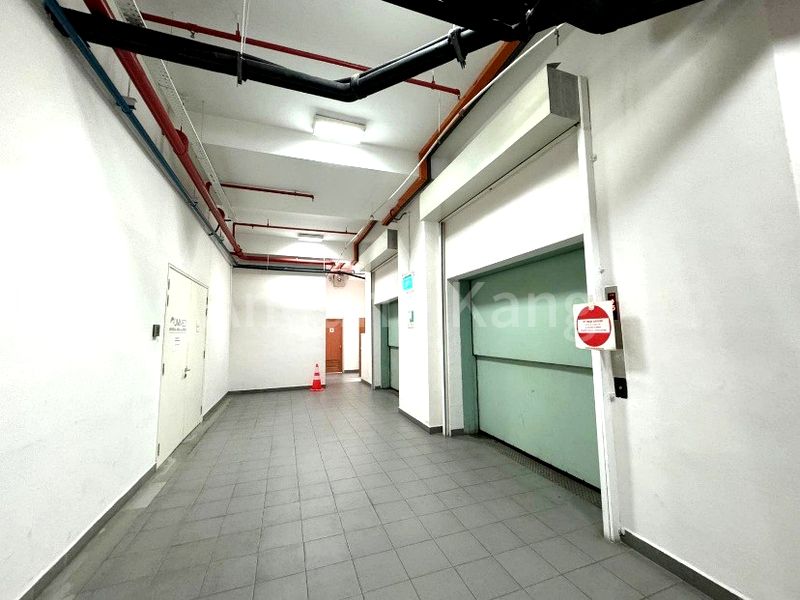 Light Industrial (B1) for Rent in  Harbourside Building 2 - Image 8