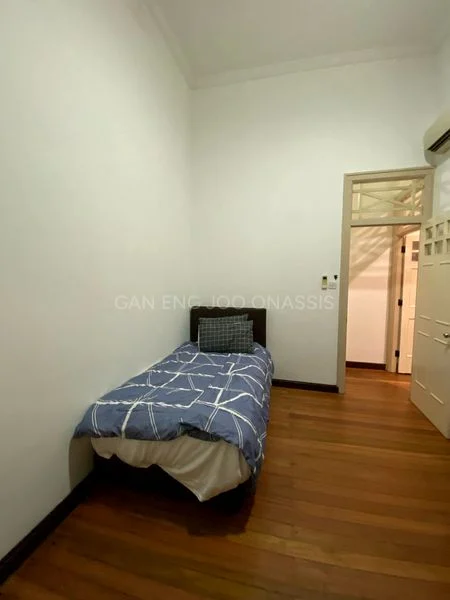 4 Bed Terraced House (Landed) for Rent in  Townerville - Image 7