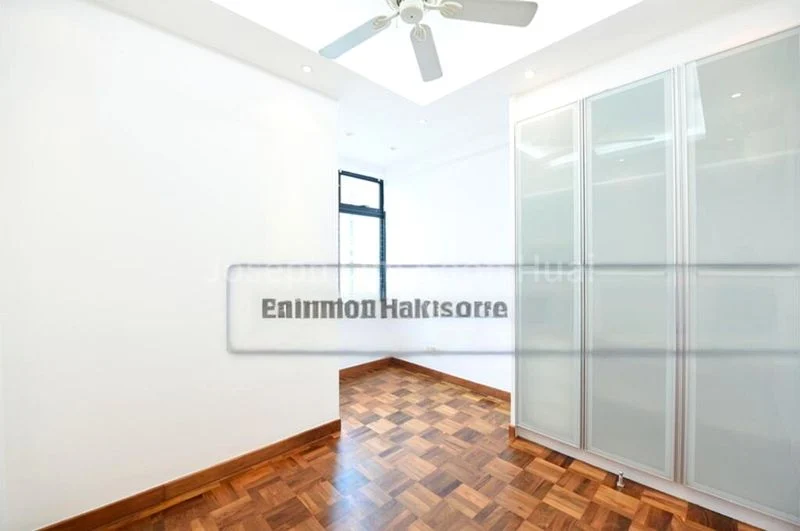 5 Bed Condo for Rent in Spring Grove - Image 3