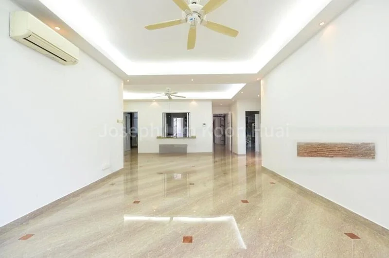 5 Bed Condo for Rent in Spring Grove - Image 12