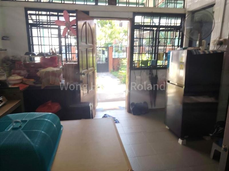 4 Bed Terraced House (Landed) for Sale in Clementi Avenue 3 - Image 5