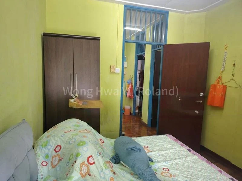 4 Bed Terraced House (Landed) for Sale in Clementi Avenue 3 - Image 4