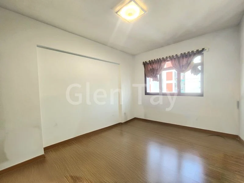 5 Room (5I) HDB for Sale in  685A Choa Chu Kang Crescent - Image 5