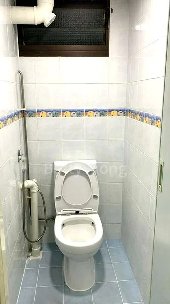 Common Room (HDB) for Rent in  20 Chai Chee Road - Image 4