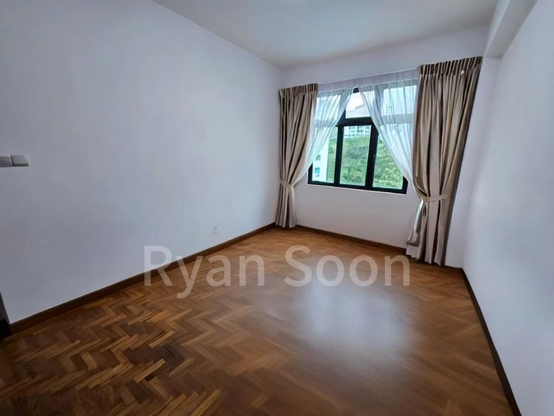 Room (Condo) for Rent in  Hillview Green - Image 1