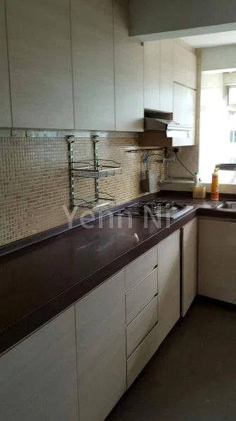 3 Room (3I) HDB for Rent in  169 Stirling Road - Image 1
