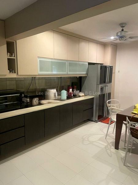 5 Bed Semi-Detached House (Landed) for Sale in  Mugliston Hill - Image 2