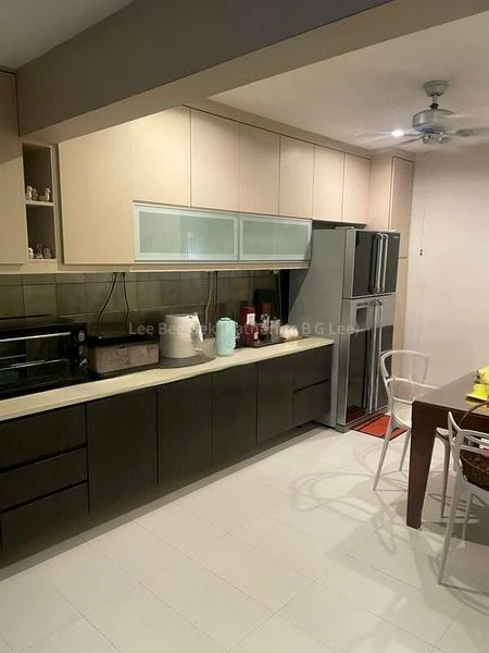 5 Bed Semi-Detached House (Landed) for Sale in  Mugliston Hill - Image 7