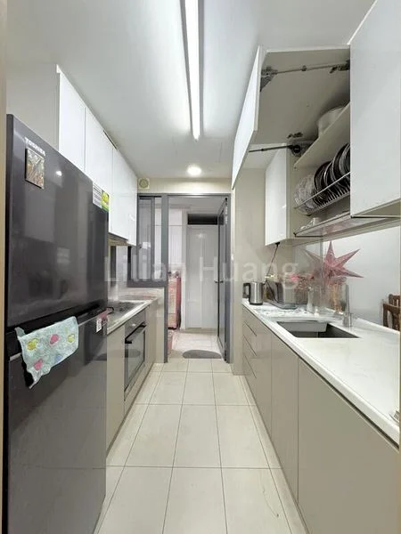 3 Bed Executive Condo for Sale in Wandervale - Image 4