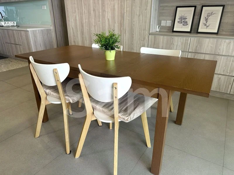 Master Room (Condo) for Rent in  Keng Soon Building - Image 7