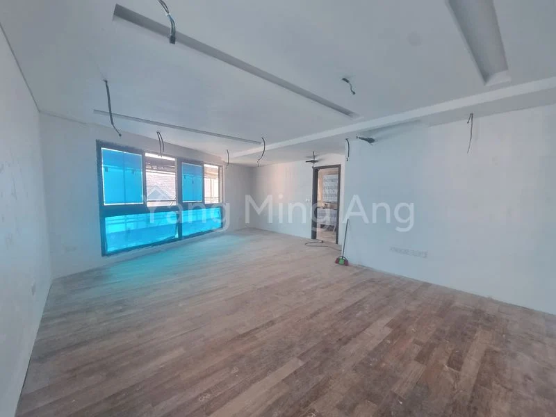 7 Bed Corner Terrace (Landed) for Sale in  Mangis Road - Image 4
