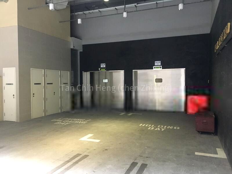 Office for Sale: Tahir Building - Image 7