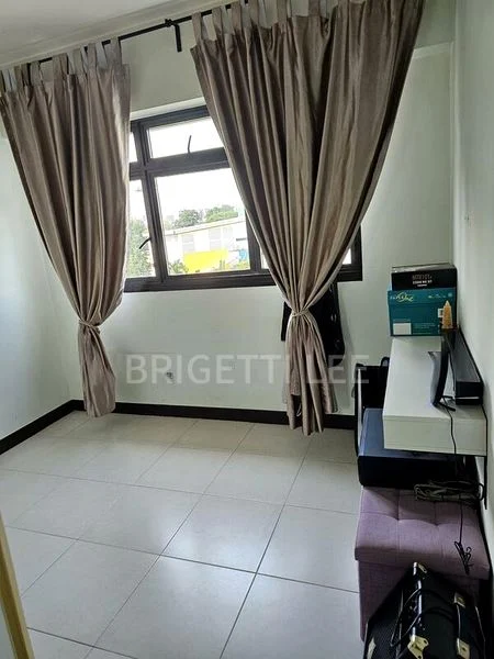 Master Room (HDB) for Rent in  371 Jurong East Street 32 - Image 4