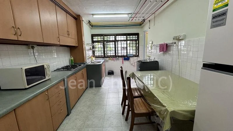 3 Room (3NG) HDB for Rent in  584 Ang Mo Kio Avenue 3 - Image 7