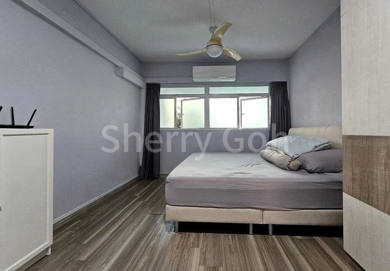 Maisonette HDB for Sale in 238 Hougang Avenue 1 - Image 11