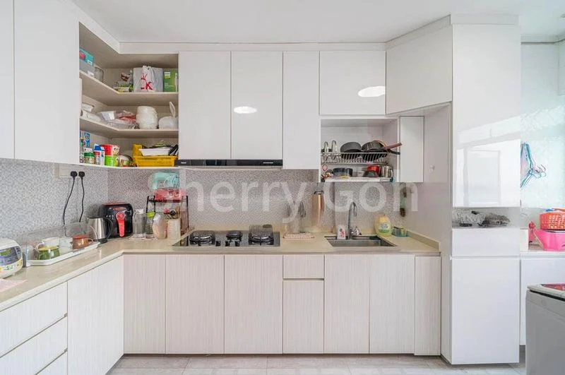 Maisonette HDB for Sale in 238 Hougang Avenue 1 - Image 5