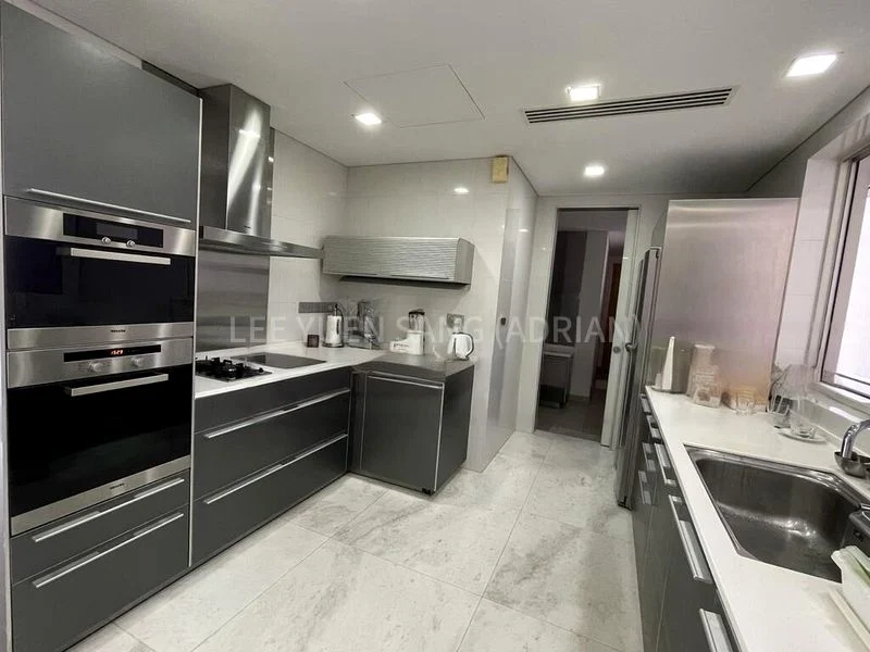 4 Bed Apartment (Condo) for Rent in  Saint Regis Residences Singapore - Image 7