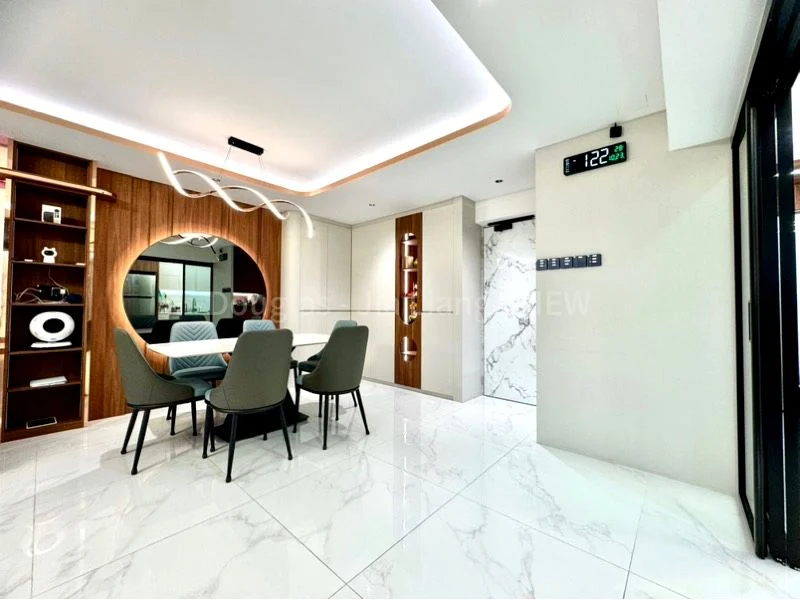 Executive HDB for Sale in  534 Pasir Ris Drive 1 - Image 4