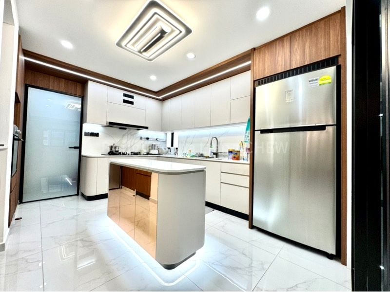 Executive HDB for Sale in  534 Pasir Ris Drive 1 - Image 5