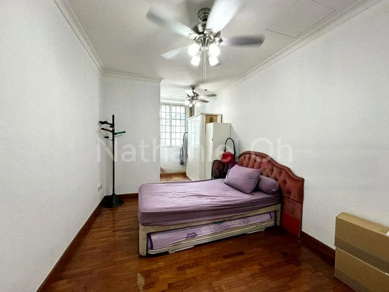 5 Bed Semi-Detached House (Landed) for Sale in  Burgundy Hill - Image 4