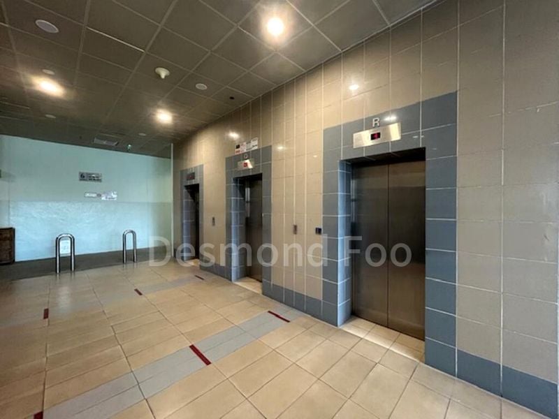 Light Industrial (B1) for Rent: Loyang Industrial Estate - Image 2