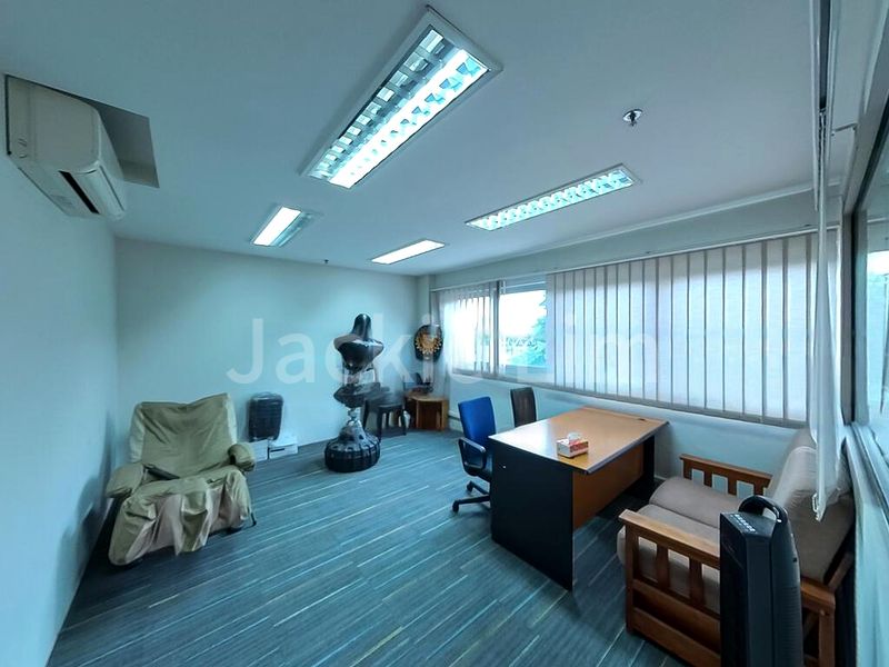 Factory / Workshop (B2) for Sale: Pioneer Point - Image 11