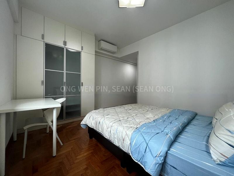 Master Room (Condo) for Rent in  The Warren - Image 1