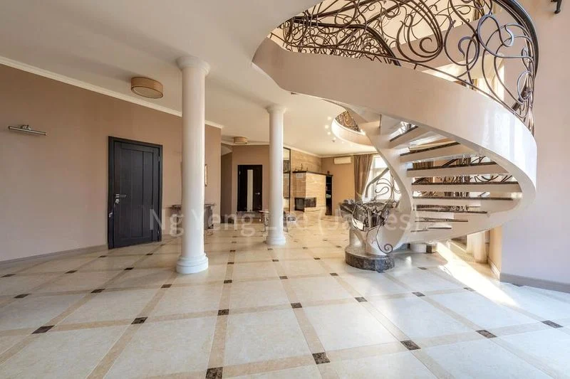 6 Bed Bungalow (Landed) for Sale in  Astrid Meadows - Image 4