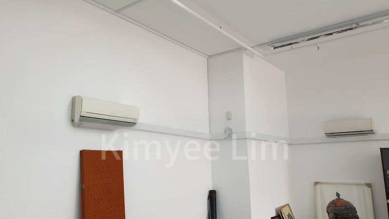 Light Industrial (B1) for Rent: Midview City - Image 5