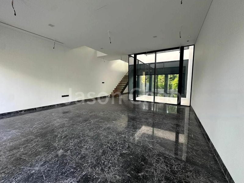 6 Bed Corner Terrace (Landed) for Sale in  Mount Rosie Road - Image 11