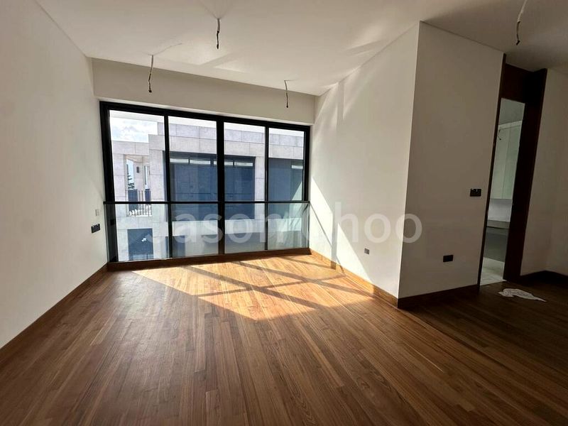 6 Bed Corner Terrace (Landed) for Sale in  Mount Rosie Road - Image 3