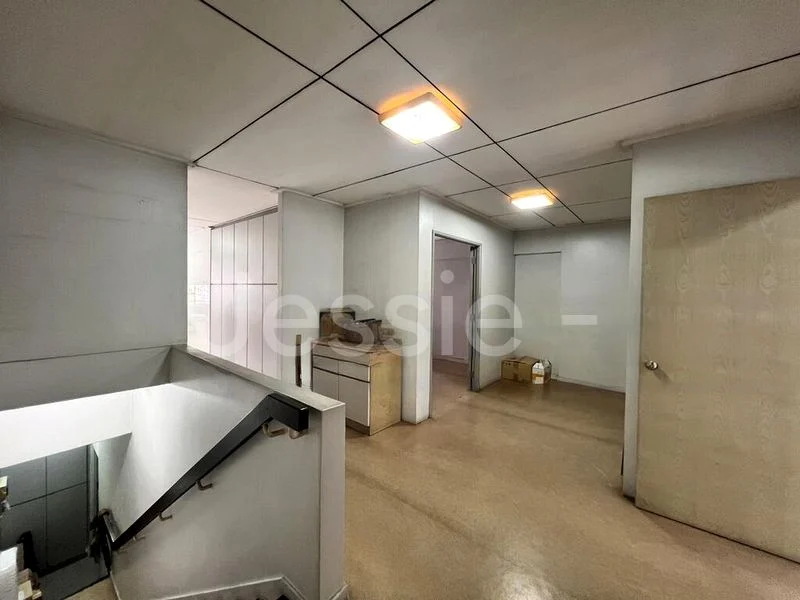 Shop / Shophouse for Sale: 844, Yishun Street 81 - Image 2