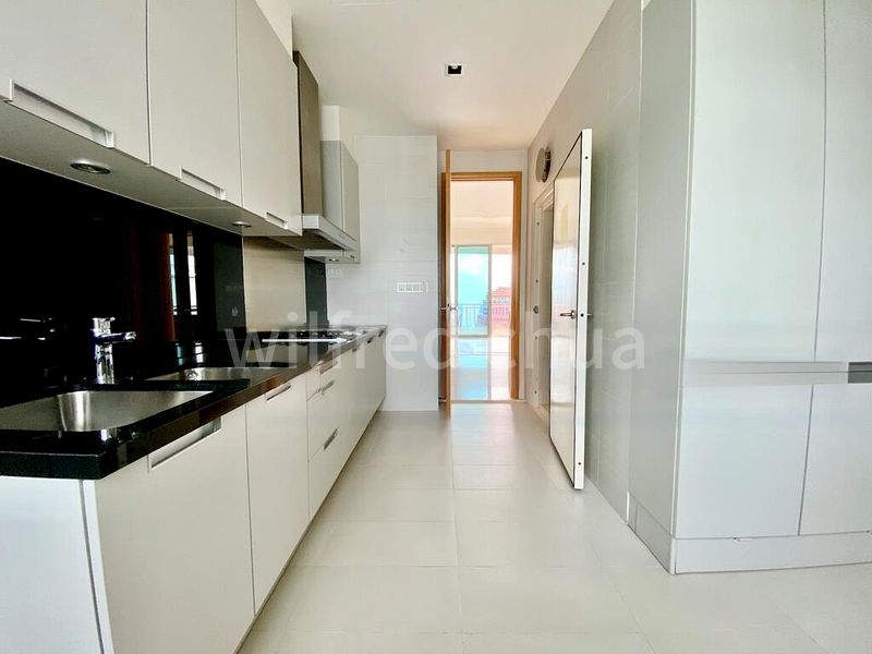 4 Bed Condo for Rent in  Grange Infinite - Image 4