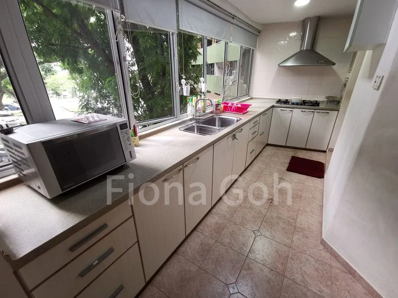 Common Room (Condo) for Rent in Pine Grove - Image 4