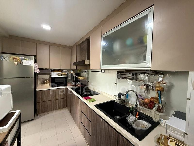 3 Bed Condo for Sale in  Nuovo - Image 6