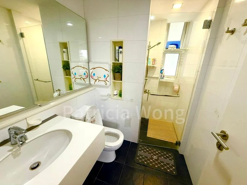 3 Bed Condo for Sale in  Nuovo - Image 2