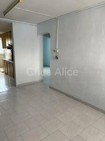 3 Room (3I) HDB for Sale in  116 Lorong 2 Toa Payoh - Image 3