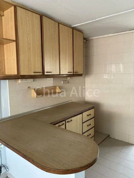 3 Room (3I) HDB for Sale in  116 Lorong 2 Toa Payoh - Image 7
