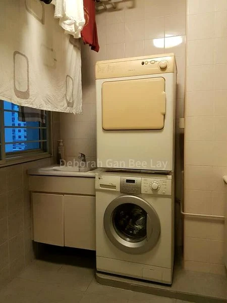 5 Room (5I) HDB for Rent in  202B Punggol Field - Image 4